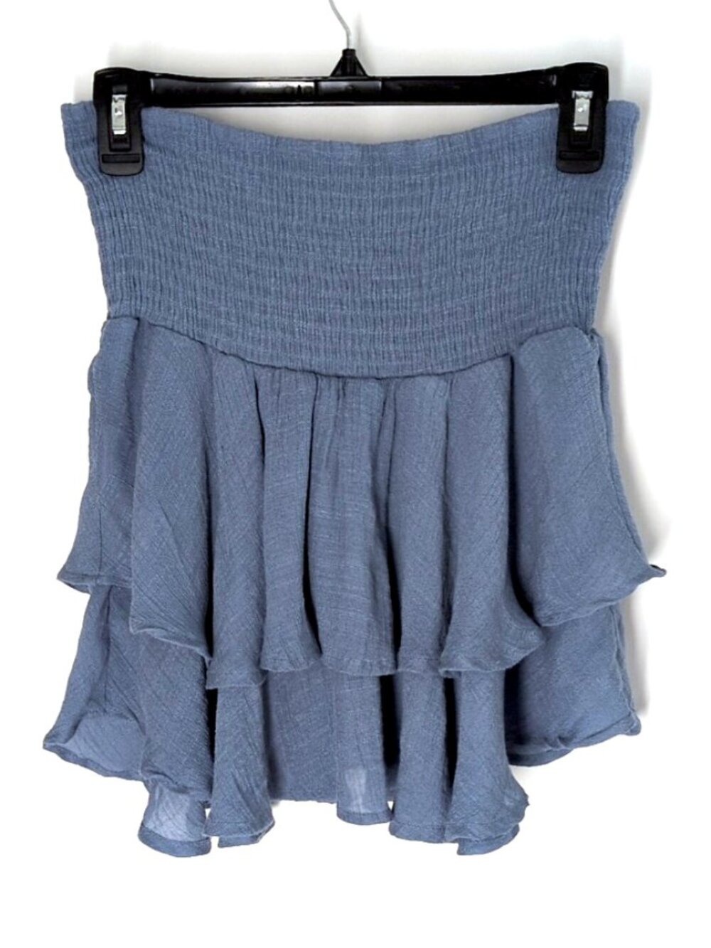 H&M (?) dusty blue tiered ruffle hem mini skirt L smocked waist
